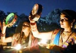 जानिए करवा चौथ पर मध्य प्रदेश-शहर में कब निकलेगा चांद