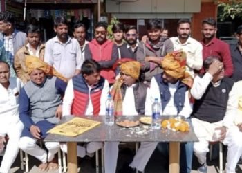 डॉक्टर विक्रांत भूरिया का कांग्रेस युवा संगठन ने किया बायपास पर भव्य स्वागत।