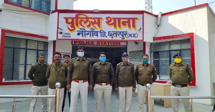 नौगांव के थाना प्रभारी संजय बेदिया का अपराधियों पर अंकुश क्षेत्र में हो रहे जुआ सट्टा पर लगाया विराम।