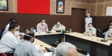 कोरोना संक्रमित का आकड़ा बड़ने से मुख्यमंत्री शिवराजसिंह के आदेश पर भोपाल से स्वास्थ विभाग दल रवाना।