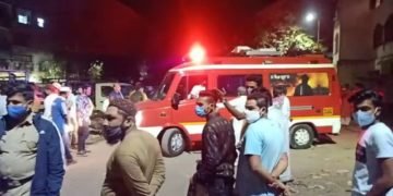 नासिक में गैस सिलेंडर विस्फोट से 8 लोग जख्मी।