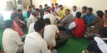 यूथ कांग्रेस की बैठक में हुआ है युवा कांग्रेस के प्रदेश सचिव अभय तिवारी का जोरदार स्वागत।