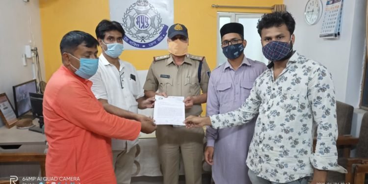 नरसिंहानन्द सरस्वती द्वारा पैगम्बर ए इस्लाम के बारे में अभर्द्ध व अपमानजनक टिप्पणी से देश भर के मुसलमानों में आक्रोष