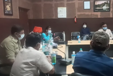खरगोन जिले मे कोरोना संक्रमण को रोकने के लिए बैठक आयोजित हुई।