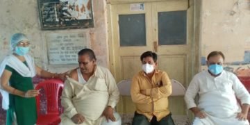 धरमपुरी नगर परिषद अध्यक्ष ने लगवाया वेक्सीन का पहला डोज..