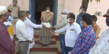 पूर्व मुख्यमंत्री कमलनाथ एवं पूर्व वन मंत्री उमंग सिंघार के खिलाफ की गई एफआयआर के विरोध मेंं ज्ञापन सौंपा। वीडियो
