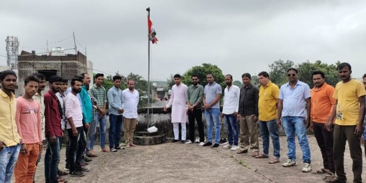 धार : भारतीया युवा कांग्रेस का स्थापना दिवस मनाया गया।