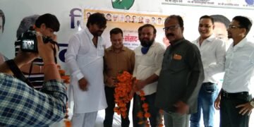 ग्रमीण एवं शहर की जन संवाद बैठक कांग्रेस कार्यालय धार में आयोजित हुई।