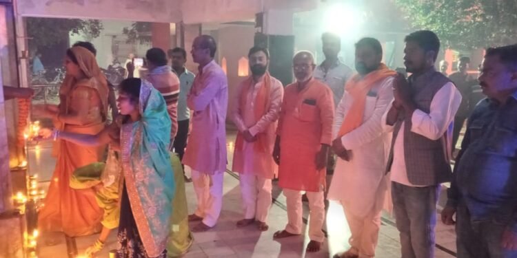 प्रसिद्ध योगीराज श्री चैनराम बाबा समाधि स्थल पर लगातार पांचवे वर्ष भी देव दीपावली महोत्सव का आयोजन किया गया।