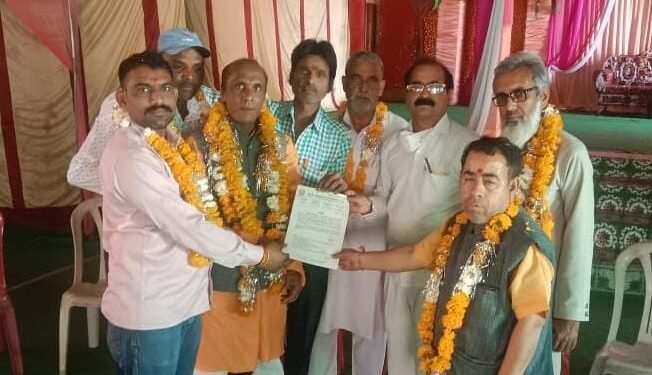 दंगल दास बैरागी को जिला अध्यक्ष पद पर मनोनीत किया।