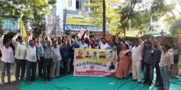 #धार में गांधी जयंती की पूर्व संध्या पर सत्याग्रह किया। देखें वीडियो