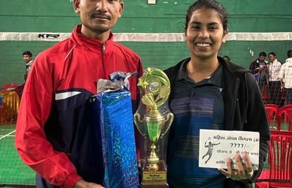 अन्तर राज्य स्तरीय बैडमिंटन स्पर्धा झाबुआ में शिवानी चौधरी ने जीता महिला एकल वर्ग का खिताब, पैरा बैडमिंटन खिलाड़ी राहुल ने स्पर्धा में हार कर भी जीता झाबुआ के दर्शकों का दिल