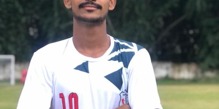 “धार के गर्व एवं गौरव” विश्वप्रताप सिंह भाटी “संतोष ट्रॉफी” राष्ट्रीय फूटबॉल स्पर्धा हेतु चयनित होने वाले धार के पहले फ़ुटबॉलर