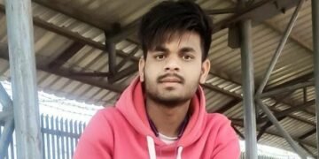 छात्र ने गले मे फांसी का फंदा डालकर अपने जीवनलीला समाप्त कर ली ।पुलिस जांच मे जुटी।