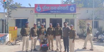 पुलिस थाना  कोतवाली धार को मिली सफलता,	धार शहर में मोबाईल लूट के आरोपी को किया गिरफ्तार।