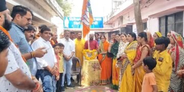 धार सेनापति मंडल में प्रत्येक बूथ पर भाजपा का झंडा फहराकर पार्टी का स्थापना दिवस धूमधाम से मनाया।