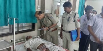 लड़की देखने जा रहे एक परिवार की खुशियां उस समय मातम में बदल गई जब दो लोगों की कार दुर्घटना में मौत हो गई।