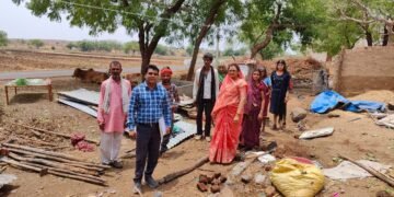 #धार : जिला पंचायत सदस्य पहुंची प्रभावितों के बीच…