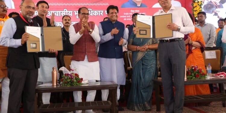 पीएम मित्र पार्क के लिए निवेश की राह में कोई बाधा नहीं आने देंगे – शिवराज सिंह चौहान, मुख्यमंत्री म. प्र.