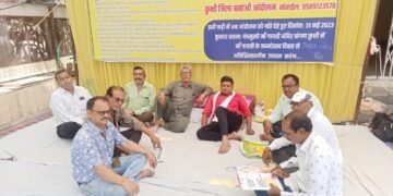 अनिश्चिकालीन उपवास का चौथा दिन : कुक्षी जिला बनाने की मांग..