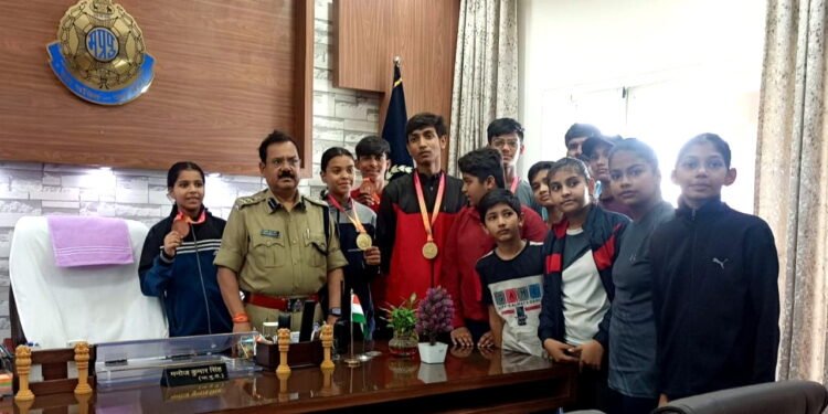 ताईक्वांडों स्पर्धा में धार के खिलाड़ियों ने जीते गोल्ड और कांस्य पदक..