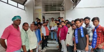 भीम आर्मी के चंद्रशेखर आजाद पर हुए हमले के विरोध में जयस ने राष्ट्रपति के नाम सौंपा ज्ञापन।