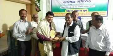 तिरंगा सोशल गुरुप द्वारा नवनिर्वाचित प्रेस क्लब बड़वानी के सदस्यों का किया सम्मान।