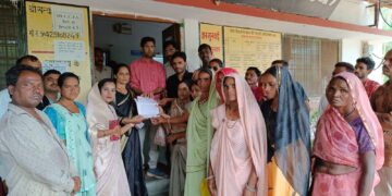 धार : मध्य प्रदेश में बढ़ते महिला अत्याचार के विरोध में महिला कांग्रेस ने प्रदर्शन किया।