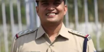 धार : धामनोद टी.आई. समीर पाटीदार को केएफ रुस्तम जी अवार्ड से नवाजा गया।