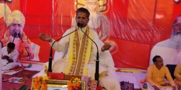 कांक्षी सरकार के दिव्य दरवार में चल रही भागवत कथा सुनकर भाओ बिभोर हुए श्रद्धालु