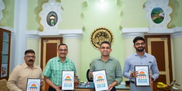 धार : विश्व पर्यटन दिवस के अवसर पर कलेक्टर ने किया प्रतीक चिह्न का विमोचन।