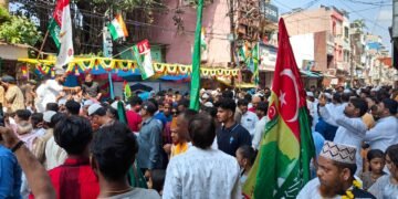 धार : जुलूस ए मोहम्मदी के दौरान मुस्लिम समाज में खासा उत्साह, धूमधाम के साथ मनाया गया जश्ने ईद मिलादुन्नबी