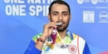 37वें नेशनल गेम्स :- सौरभ ने मध्य प्रदेश को बैडमिंटन में दिलाया रजत पदक