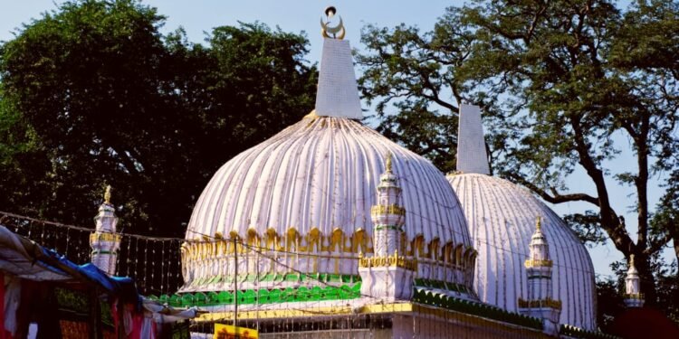 धार : उर्स कमेटी की बैठक संपन्न 21 दिसंबर से शुरू होगा धार उर्स