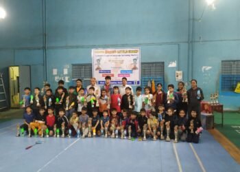 Dhar : “छोटा भीम लिटिल चैम्प” बैडमिंटन लीग स्पर्धा का समापन प्रणय लायंस को विजेता का खिताब अविका वर्मा एवं अनय यादव को “लिटिल चैम्प” का खिताब।