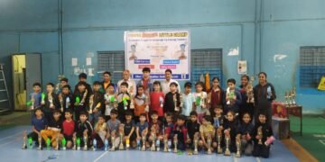 Dhar : “छोटा भीम लिटिल चैम्प” बैडमिंटन लीग स्पर्धा का समापन प्रणय लायंस को विजेता का खिताब अविका वर्मा एवं अनय यादव को “लिटिल चैम्प” का खिताब।