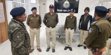 Dhar : एसपी मनोज सिंह ने किया टांडा थाने का निरीक्षण