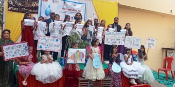 Dhar : स्कूल में नृत्य-नाटिका से पानी बचाने का दिया संदेश..