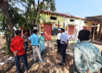 Dhar : एसडीएम पंवार ने किया मतदान केन्द्रों का निरीक्षण..