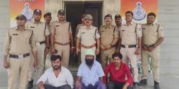 Dhar : अंतरराज्यीय अवैध फायर आर्म्स खरीदने महाराष्ट्र राज्य से आए 2 आरोपियों को पुलिस ने दबोचा।
