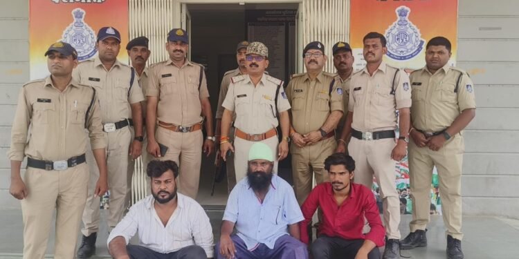 Dhar : अंतरराज्यीय अवैध फायर आर्म्स खरीदने महाराष्ट्र राज्य से आए 2 आरोपियों को पुलिस ने दबोचा।