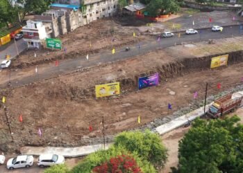 Dhar : प्रापर्टी रेट बाजार की तुलना में कम, शहर के ह्रदय स्थल पर आकार ले रहा बिजनेस हब..