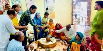 Dhar : आंकडेश्वर महादेव मंदिर में रुद्राभिषेक का आयोजन।
