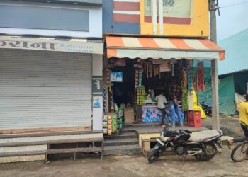 Dhar : खाद्य सुरक्षा विभाग की कार्यवाही जारी, मिठाई एवं दूध उत्पादों के नमूने लिए