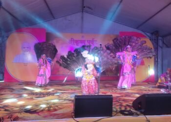 Dhar : मयूर नृत्य और राधा-कृष्ण के प्रेम से पावन हुई अमझेरा की धरा, श्रीकृष्‍ण जन्‍माष्‍टमी के पवित्र अवसर पर ”श्रीकृष्‍ण पर्व”