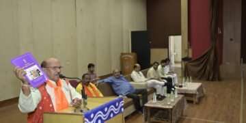 Dhar : आयोग आदिवासियों के साथ अन्याय नहीं होने देगा-राष्ट्रीय अध्यक्ष जनजातीय आयोग श्री आर्य