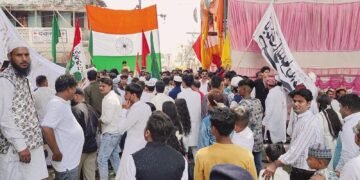 MP : अमन चैन शांति के संदेश के साथ धार में निकाला गया ईद मिलादुन्नबी का जुलूस हजारों लोग हुए शामिल।