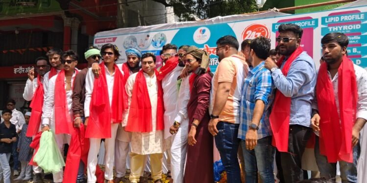 इस्लाम धर्म के पैगंबर मोहम्मद साहब के जन्मदिन पर निकला जुलूस, डॉ. जमील शेख युवा मोर्चा उपाध्यक्ष के नेतृत्व में किया गया स्वागत