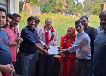 Dhar : फिंगर प्रिंट और आधार के ओटीपी के माध्यम से ही होगी रजिस्ट्री