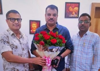 Dhar : प्रदेश कांग्रेस सचिव नियुक्त होने पर सुहेल निसार ने नेता प्रतिपक्ष उमंग सिंगार का भोपाल पहुंच कर आभार माना।
